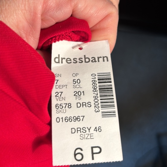 NWT Sexy red slinky dress with slimming ruched waist. - Picture 9 of 9